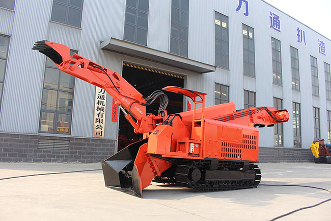 120型履带扒渣机